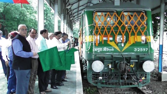 CLW produces 7000 electric locomotive. Image: Rail Analysis India